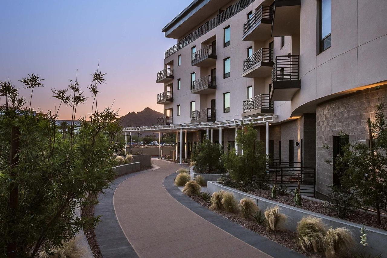 Sentral Old Town Aparthotel Scottsdale Exteriör bild
